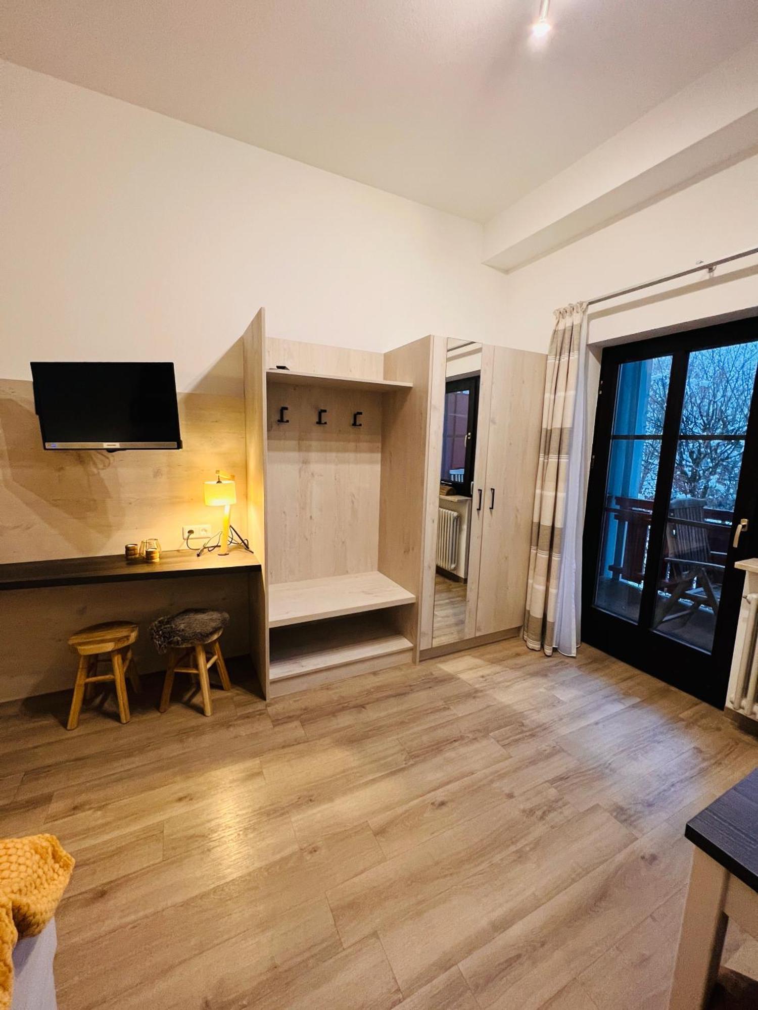 Wunderschoenes Apartment Mit Bademantelgang Zur Wohlfuehltherme 바트그리스바흐 외부 사진